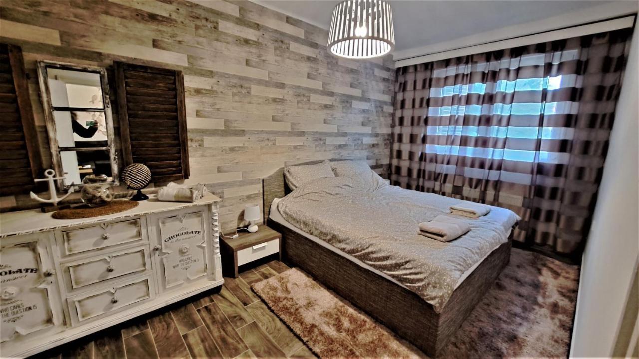 Lake House Siofok Bagian luar foto